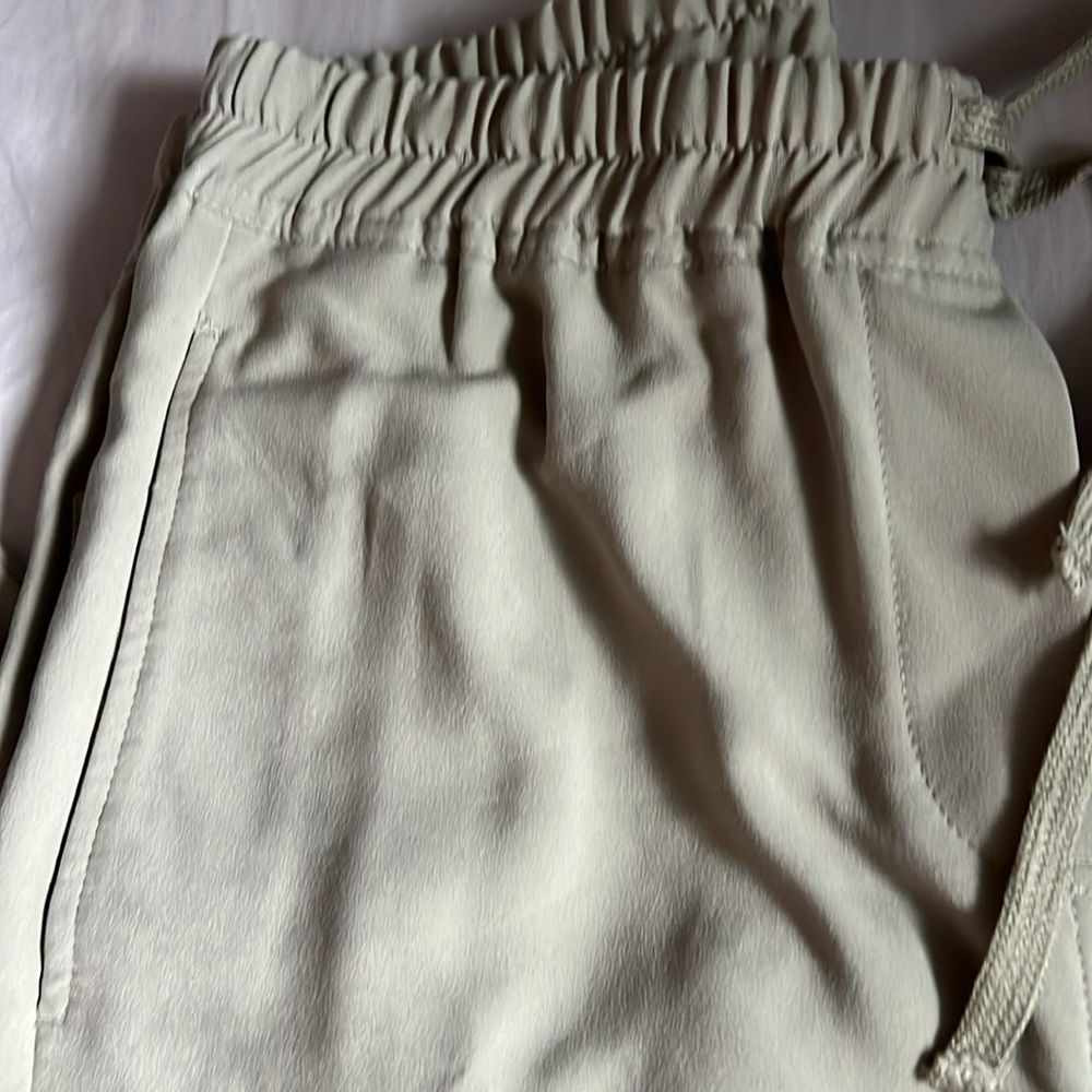 Reiss - Picture 2 of 10